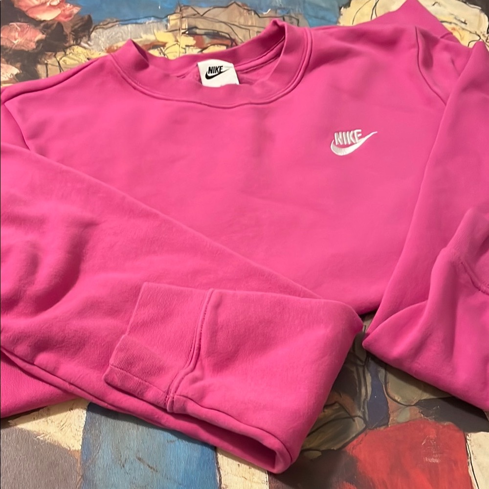 Nike Women’s Pink Crewneck Sweatshirt